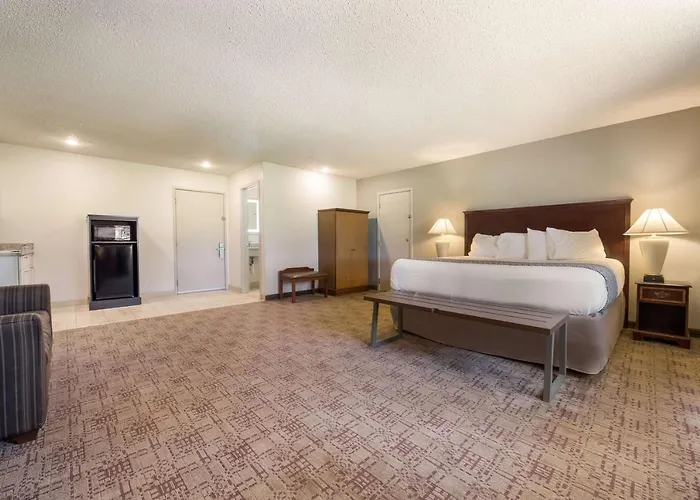 Surestay By Western Hotel