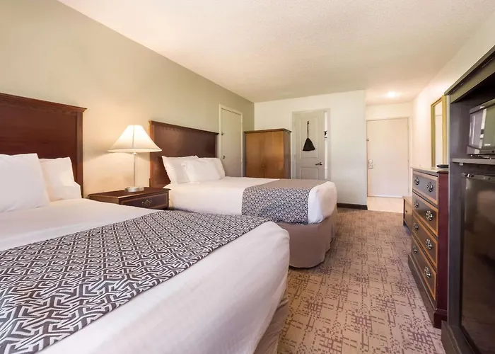 Surestay By Western Hotel 3*