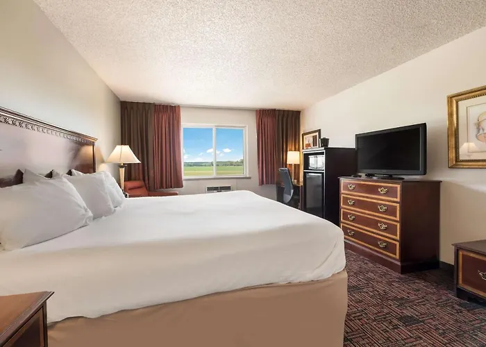 Surestay By Western 3*